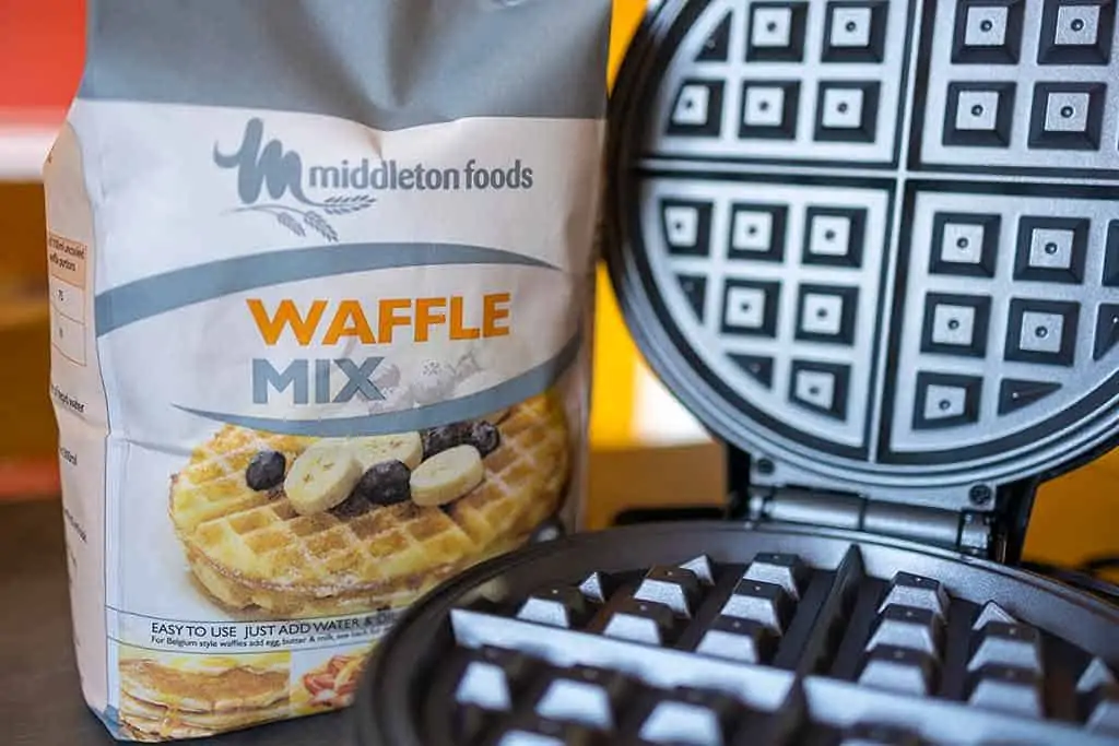 Is pancake and waffle mix the same